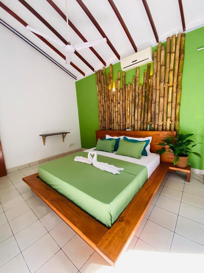 Hotel Surf N Spice - Hiriketiya Dikwella Exterior foto