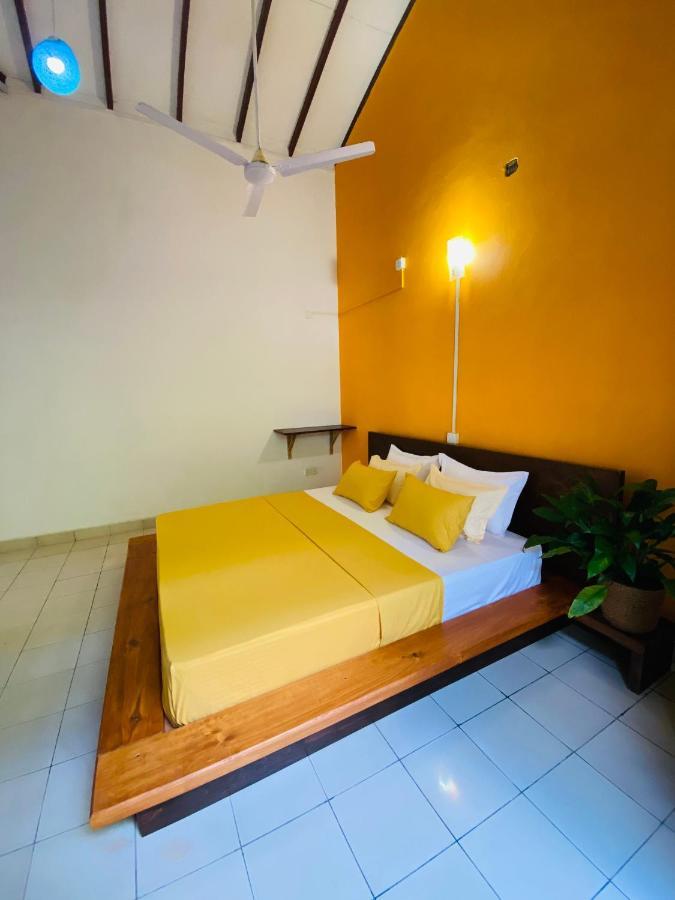 Hotel Surf N Spice - Hiriketiya Dikwella Exterior foto